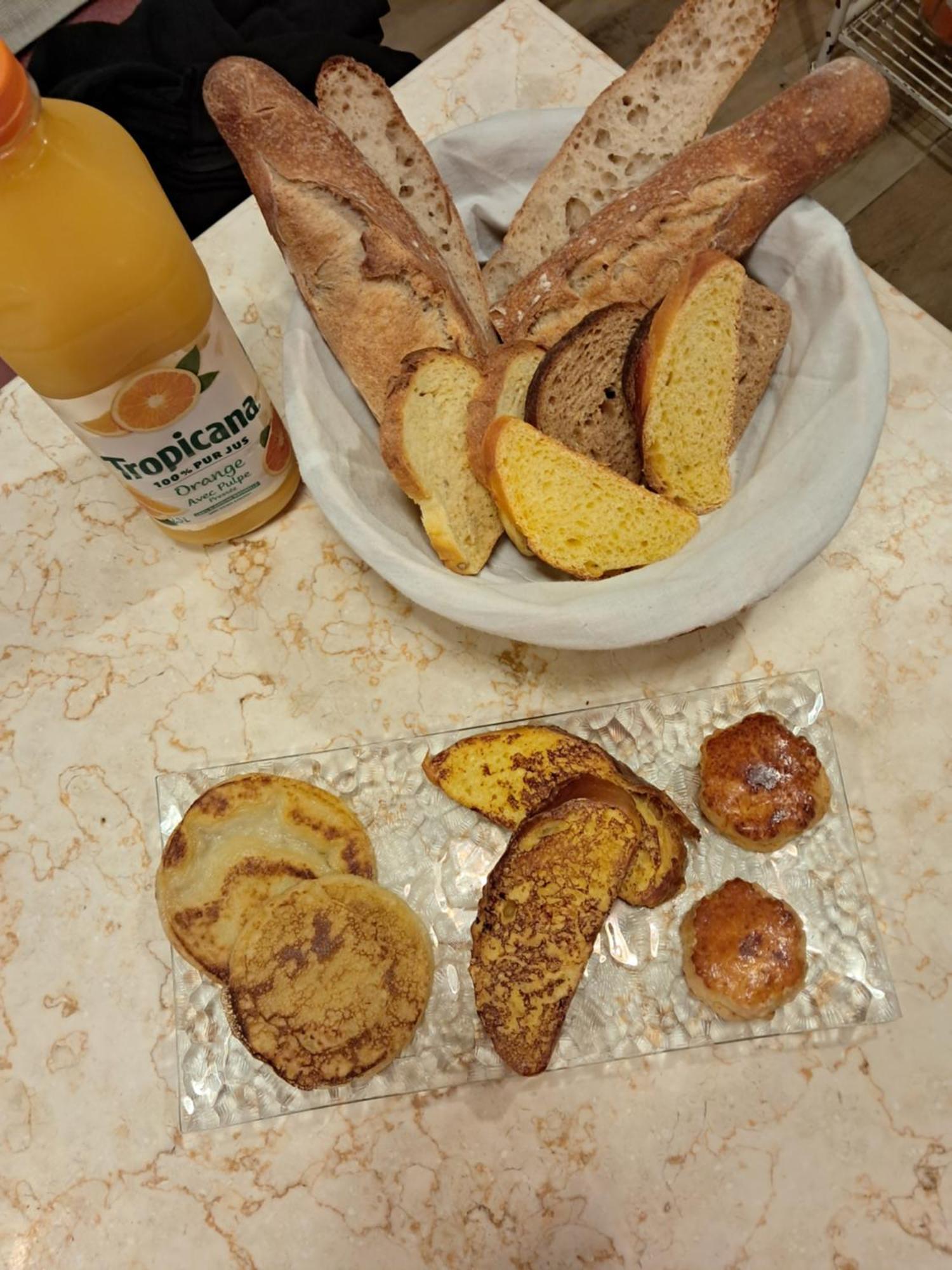 לינה וארוחת בוקר Coudeville Le Jardin מראה חיצוני תמונה