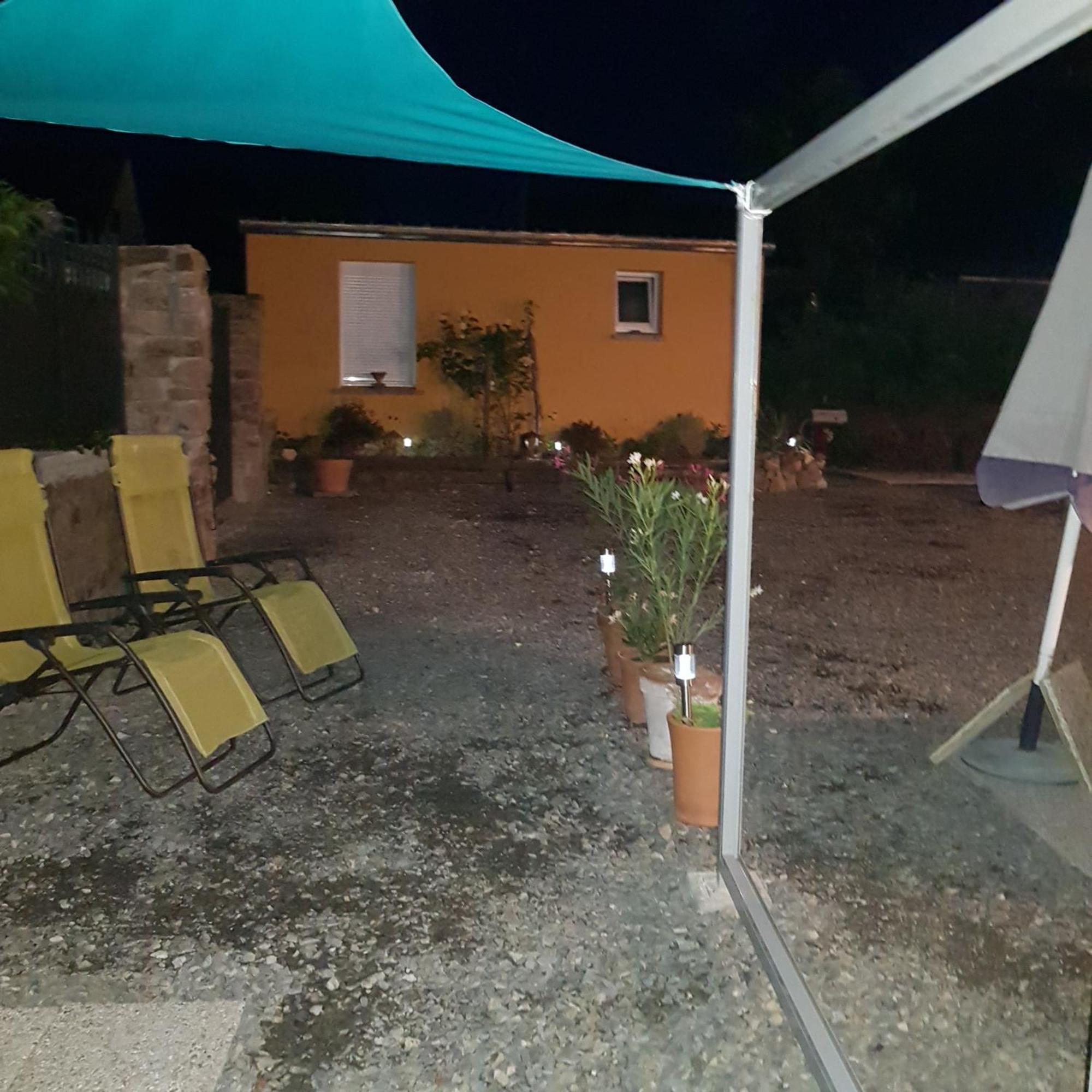 לינה וארוחת בוקר Coudeville Le Jardin מראה חיצוני תמונה